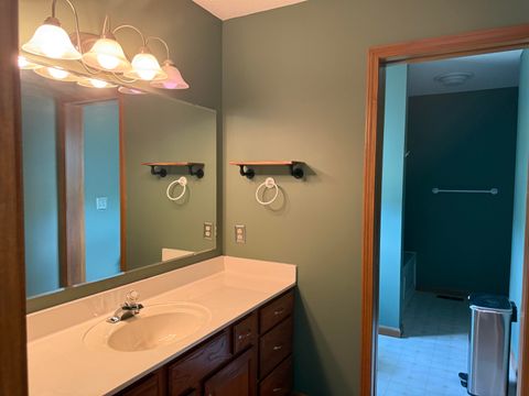 Tiny photo for 602 Nancyk Crossing, Roanoke, IN 46783 (MLS # 202627911)