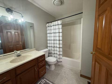 Tiny photo for 602 Nancyk Crossing, Roanoke, IN 46783 (MLS # 202627911)