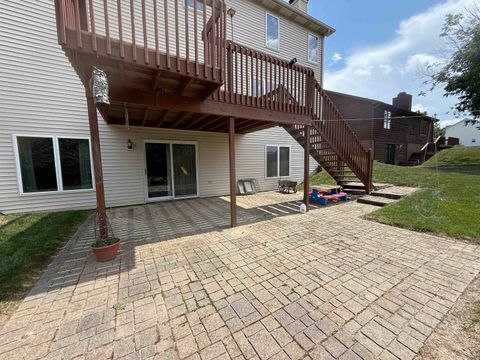 Tiny photo for 602 Nancyk Crossing, Roanoke, IN 46783 (MLS # 202627911)