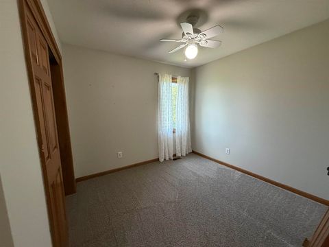 Tiny photo for 602 Nancyk Crossing, Roanoke, IN 46783 (MLS # 202627911)