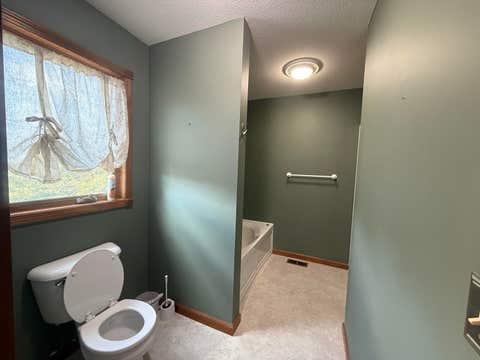 Tiny photo for 602 Nancyk Crossing, Roanoke, IN 46783 (MLS # 202627911)