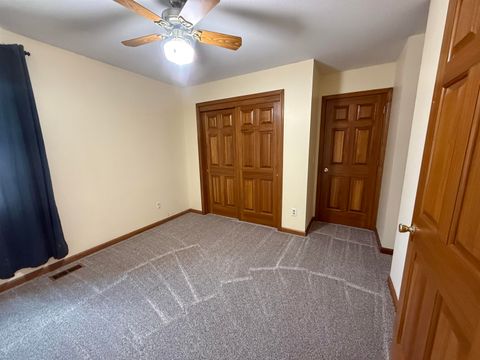 Tiny photo for 602 Nancyk Crossing, Roanoke, IN 46783 (MLS # 202627911)