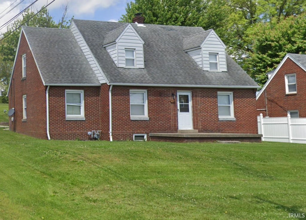 Photo of 2403 Newton Street, Jasper, IN 47546 (MLS # 202630903)