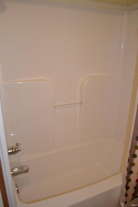 Tiny photo for 1441 N State Road 29, Flora, IN 46929 (MLS # 202503943)