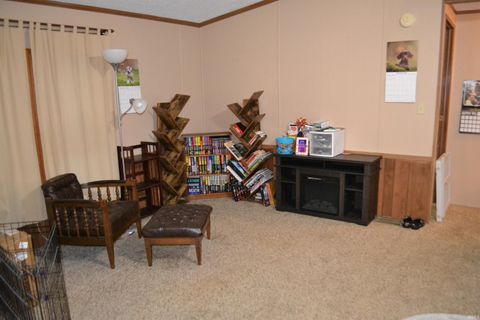 Tiny photo for 1441 N State Road 29, Flora, IN 46929 (MLS # 202503943)