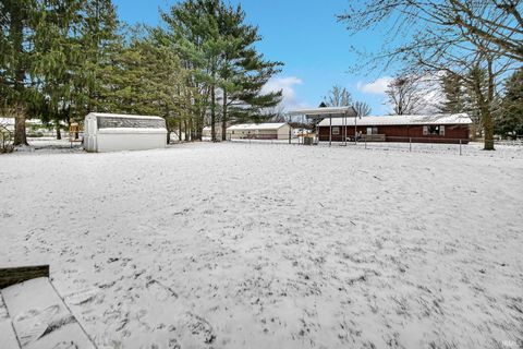 Tiny photo for 945 Sanford Drive, Rochester, IN 46975 (MLS # 202600419)