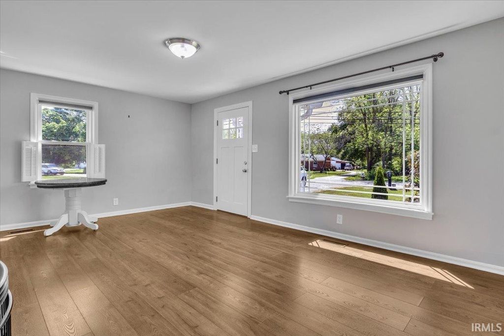 Photo of 4900 Daylight Drive, Evansville, IN 47725 (MLS # 202614882)