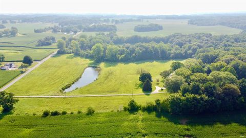 Tiny photo for East 200 N County Road, Logansport, IN 46947 (MLS # 202523216)
