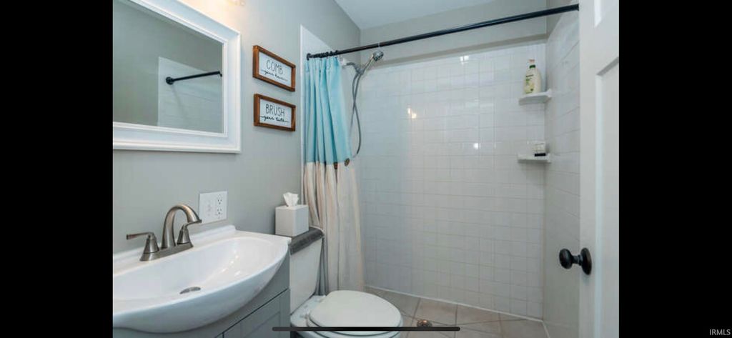 Photo of 1809 W Wylie Street, Bloomington, IN 47403 (MLS # 202602725)