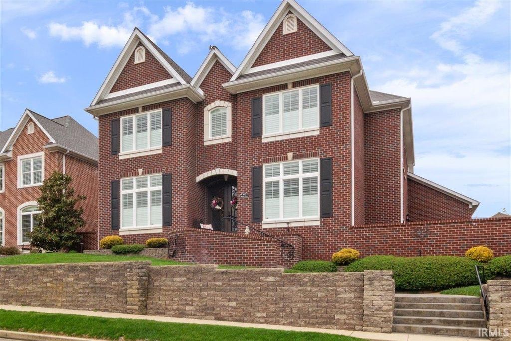 Photo of 8077 Wyngate Circle, Newburgh, IN 47630 (MLS # 202611826)