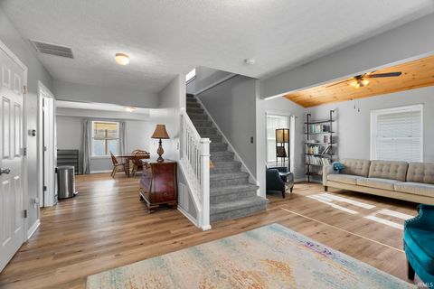 Tiny photo for 615 S 28th Street, Lafayette, IN 47904 (MLS # 202614273)