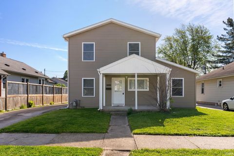 Photo of 615 S 28th Street, Lafayette, IN 47904 (MLS # 202614273)