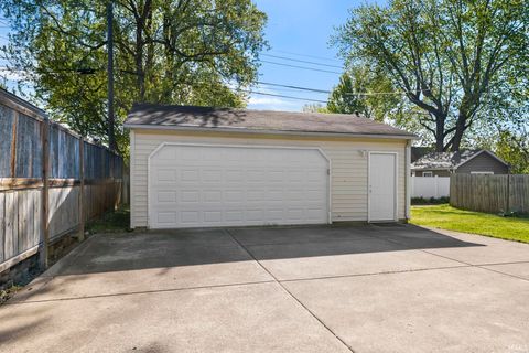 Tiny photo for 615 S 28th Street, Lafayette, IN 47904 (MLS # 202614273)