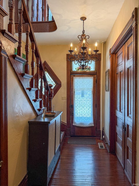 Tiny photo for 415 N Geiger Street, Huntingburg, IN 47542 (MLS # 202642206)
