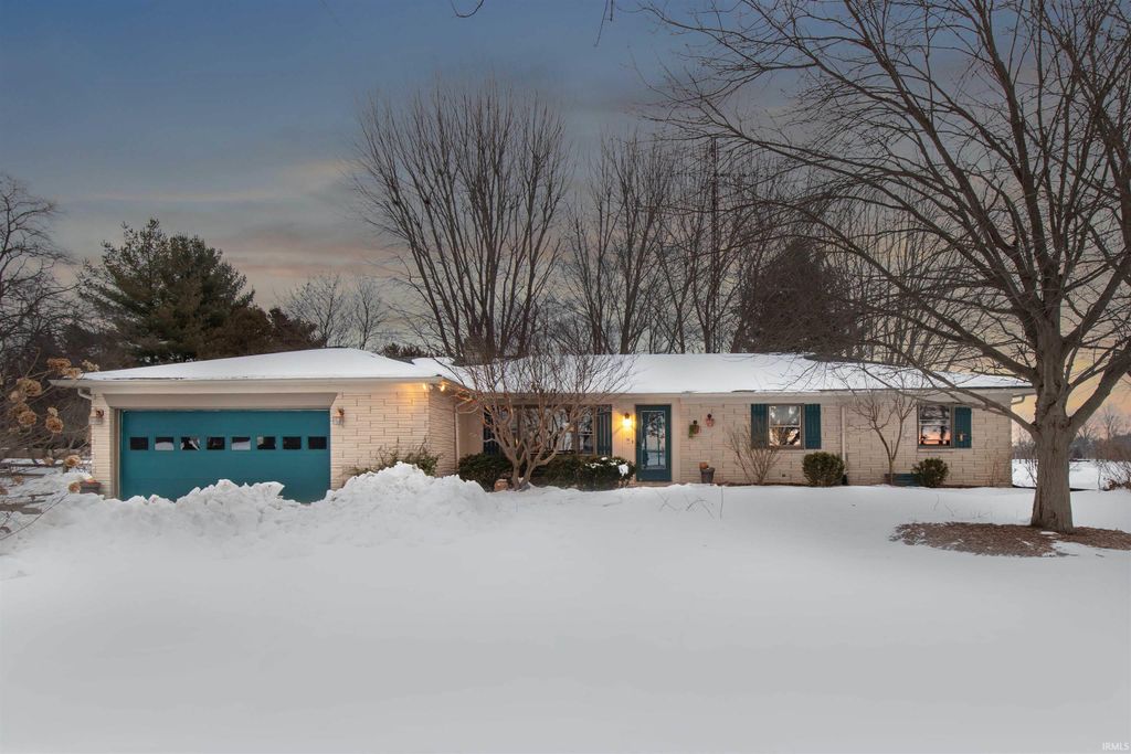 Photo of 1844 N County Road 450 East, Logansport, IN 46947 (MLS # 202603187)