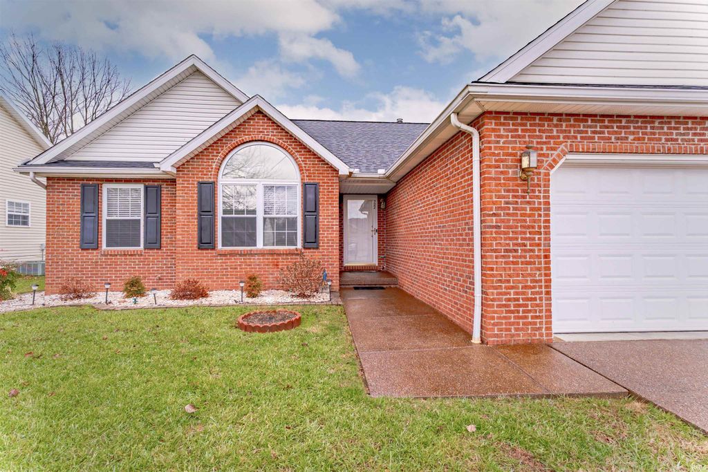 Photo of 722 Strawberry Hill Road, Evansville, IN 47711 (MLS # 202548705)