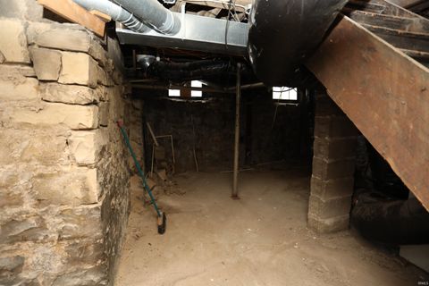 Tiny photo for 210 14th Street, Logansport, IN 46947 (MLS # 202603065)