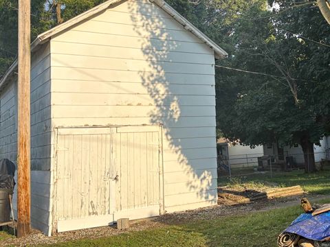 Tiny photo for 558 E 2nd Street, Peru, IN 46970 (MLS # 202538748)