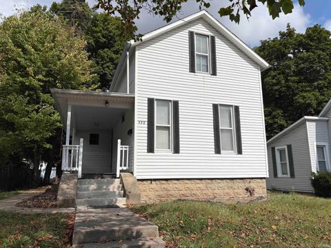 Photo of 558 E 2nd Street, Peru, IN 46970 (MLS # 202538748)