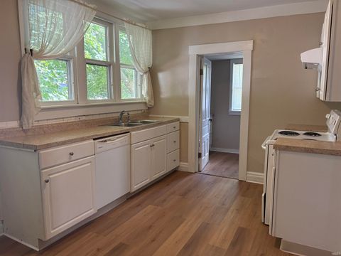 Tiny photo for 558 E 2nd Street, Peru, IN 46970 (MLS # 202538748)
