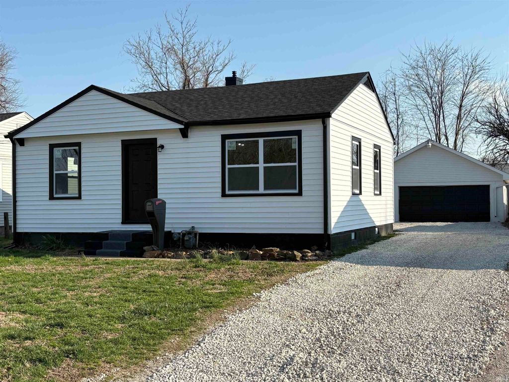 Photo of 2059 E Columbia Street, Evansville, IN 47711 (MLS # 202609392)