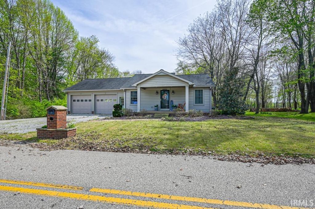 Photo of 6804 W Mill Road, Evansville, IN 47720 (MLS # 202612328)