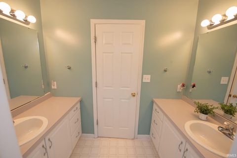 Tiny photo for 619 W Bur Oak Court, Lafayette, IN 47909 (MLS # 202612404)