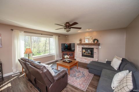Tiny photo for 619 W Bur Oak Court, Lafayette, IN 47909 (MLS # 202612404)