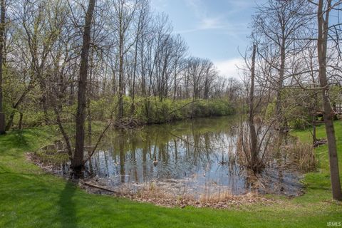 Tiny photo for 619 W Bur Oak Court, Lafayette, IN 47909 (MLS # 202612404)