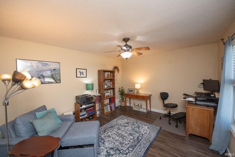 Tiny photo for 619 W Bur Oak Court, Lafayette, IN 47909 (MLS # 202612404)