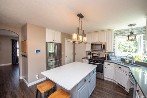 Tiny photo for 619 W Bur Oak Court, Lafayette, IN 47909 (MLS # 202612404)