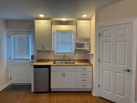 Tiny photo for 2109 Ball Court, Rochester, IN 46975 (MLS # 202519473)