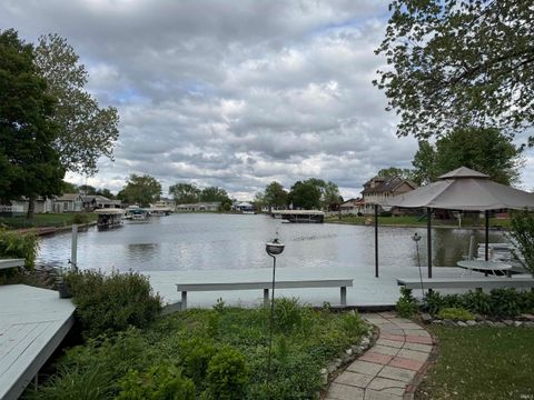 Tiny photo for 2109 Ball Court, Rochester, IN 46975 (MLS # 202519473)