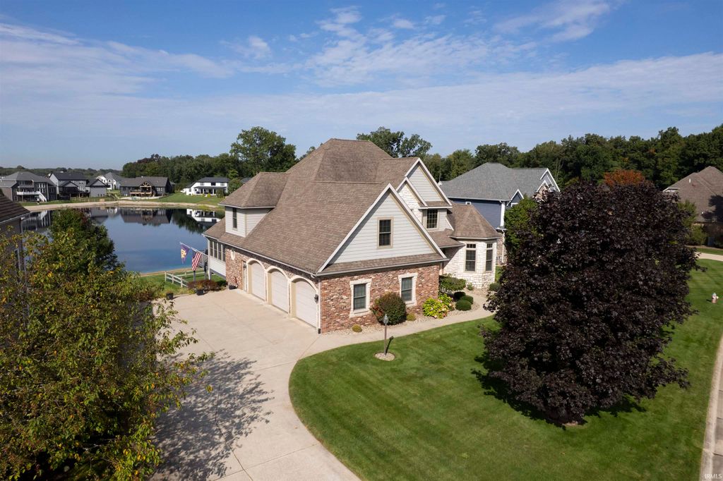 Photo of 51095 Chatham Ridge Drive, South Bend, IN 46637 (MLS # 202536797)