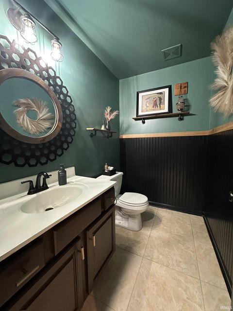 Tiny photo for 212 Alexandria Drive, Newburgh, IN 47630 (MLS # 202613825)