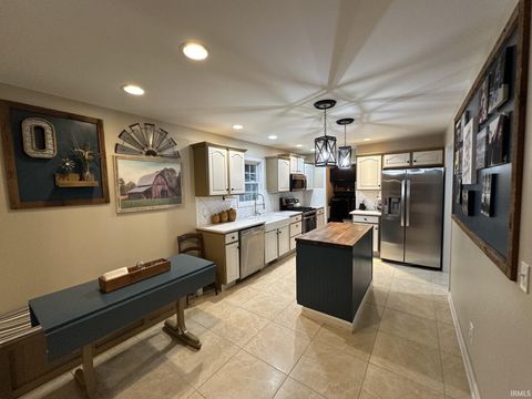 Tiny photo for 212 Alexandria Drive, Newburgh, IN 47630 (MLS # 202613825)