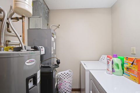 Tiny photo for 505 Schroeder Court, Lafayette, IN 47909 (MLS # 202618806)