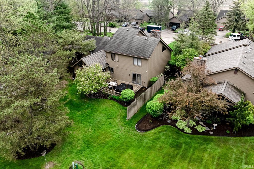 Photo of 6502 E Canal Pointe Lane, Fort Wayne, IN 46804 (MLS # 202614984)