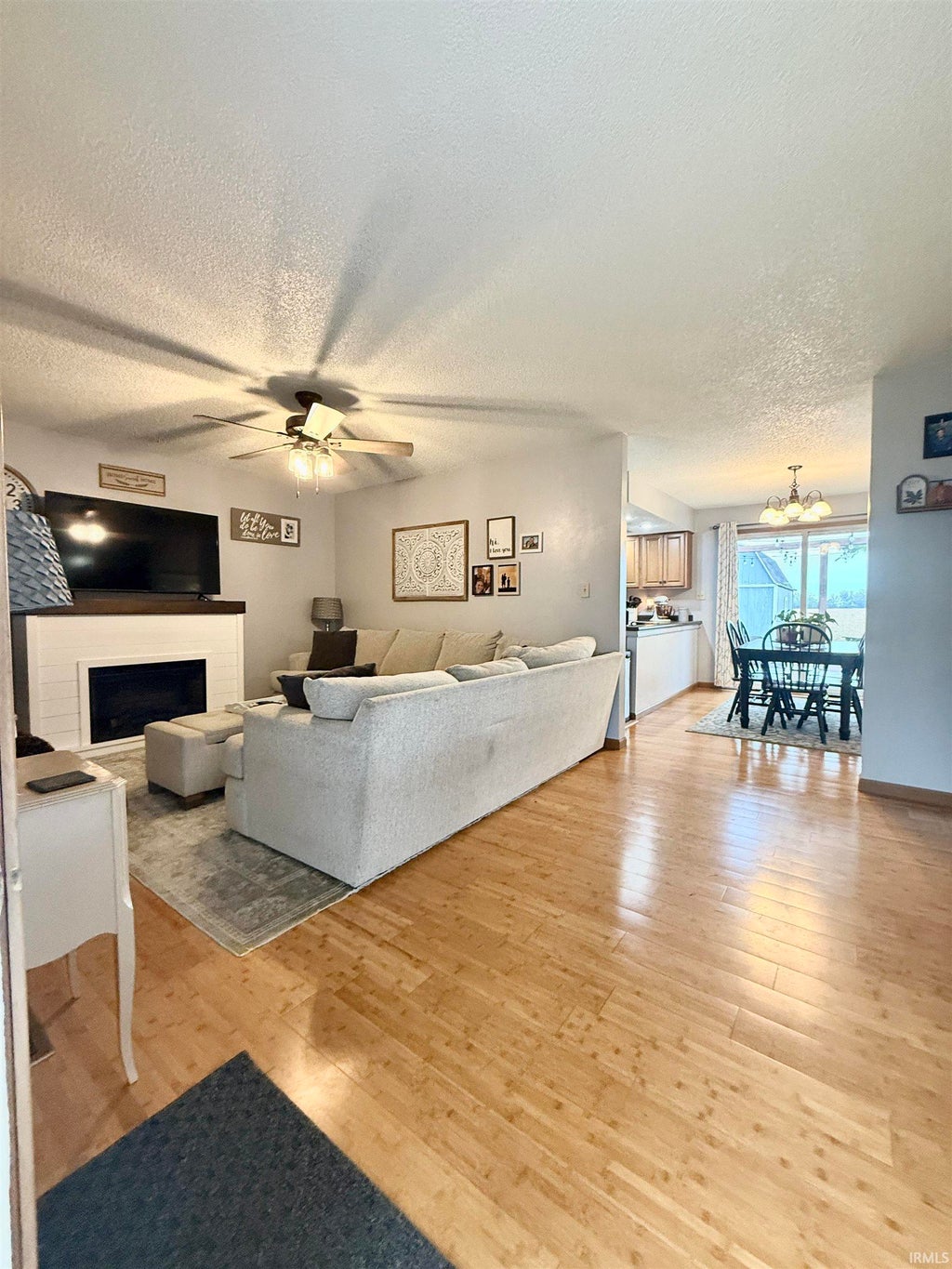 Photo of 517 Nancy Drive, Marion, IN 46987 (MLS # 202642138)