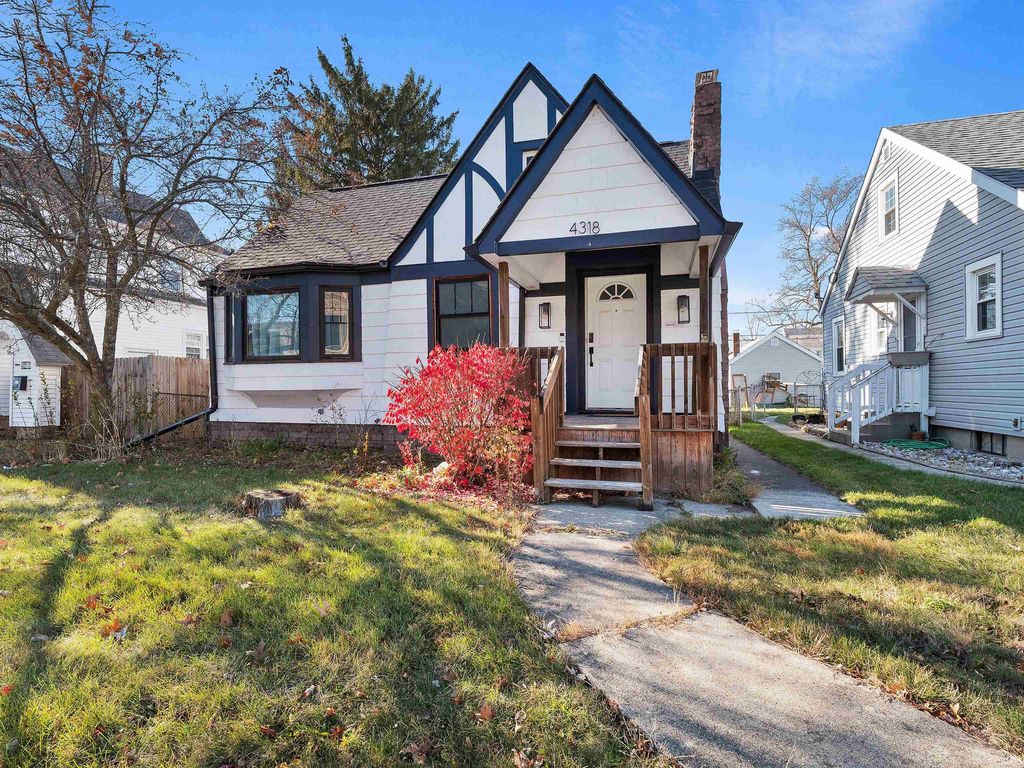 Photo of 4318 Buell Drive, Fort Wayne, IN 46807 (MLS # 202547032)