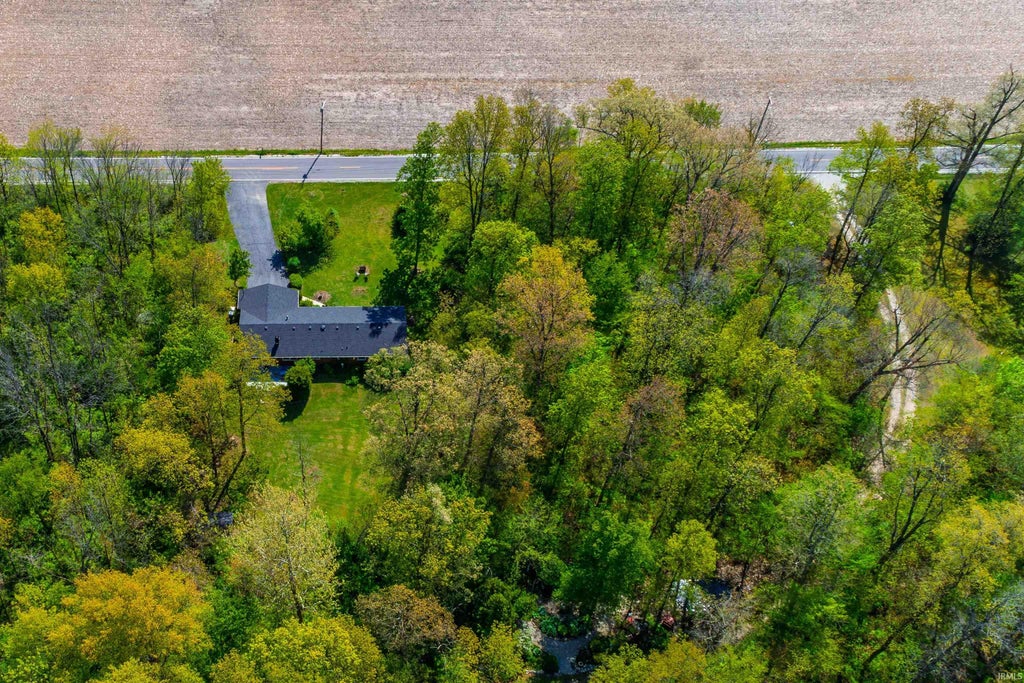 Photo of 1301 BLK E County Road 650 E, Selma, IN 47383 (MLS # 202629339)