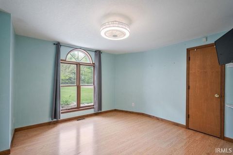 Tiny photo for 5450 S Nebraska Street, Marion, IN 46953 (MLS # 202618287)