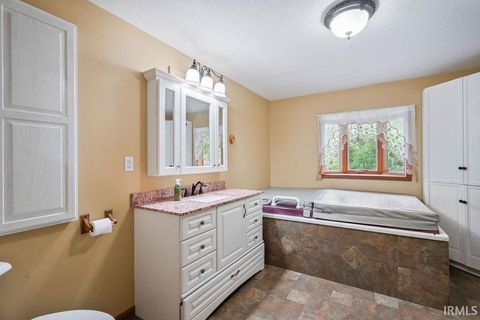 Tiny photo for 5450 S Nebraska Street, Marion, IN 46953 (MLS # 202618287)