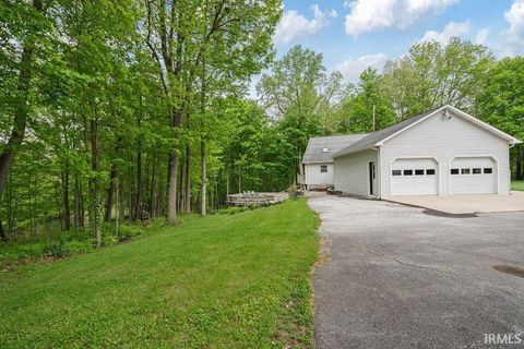 Tiny photo for 5450 S Nebraska Street, Marion, IN 46953 (MLS # 202618287)