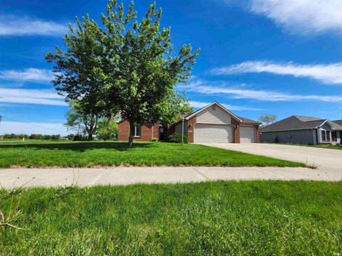 300 Crown Hill Drive, Huntington, IN 46750 - #: 202516524