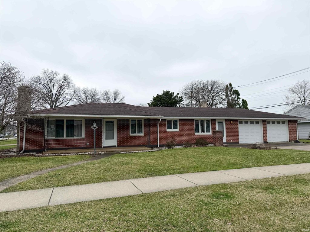 Photo of 1734 Southwood Avenue, South Bend, IN 46615 (MLS # 202607812)
