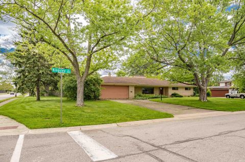 Tiny photo for 3028 Kingsley Drive, Fort Wayne, IN 46815 (MLS # 202618367)