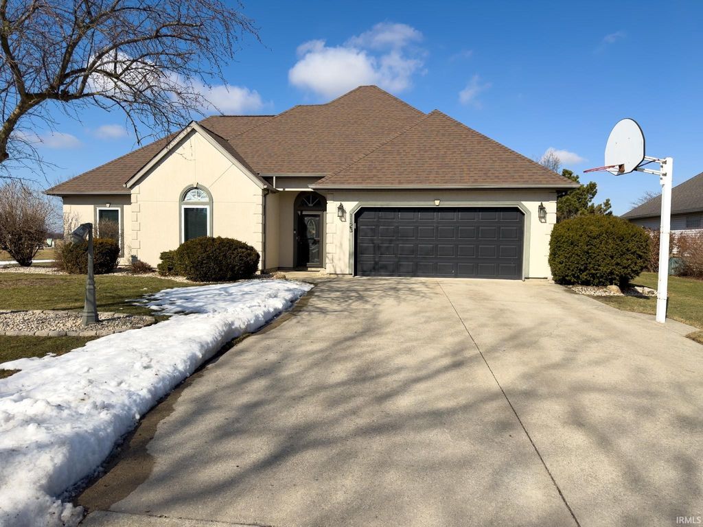 Photo of 1123 Westwind Trail, Berne, IN 46711 (MLS # 202604735)
