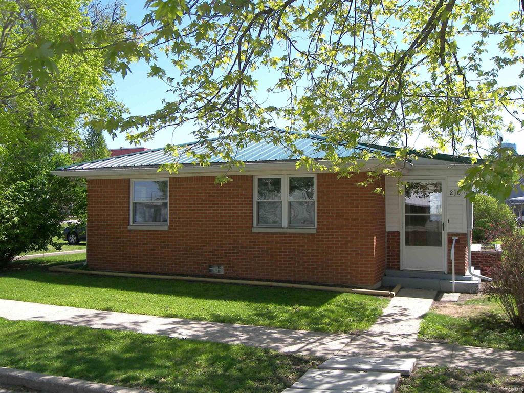 Photo of 210 N Tucker Street, Mentone, IN 46539 (MLS # 202616526)