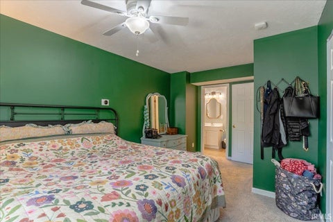 Tiny photo for 5899 Greensboro Drive, Newburgh, IN 47630 (MLS # 202643810)